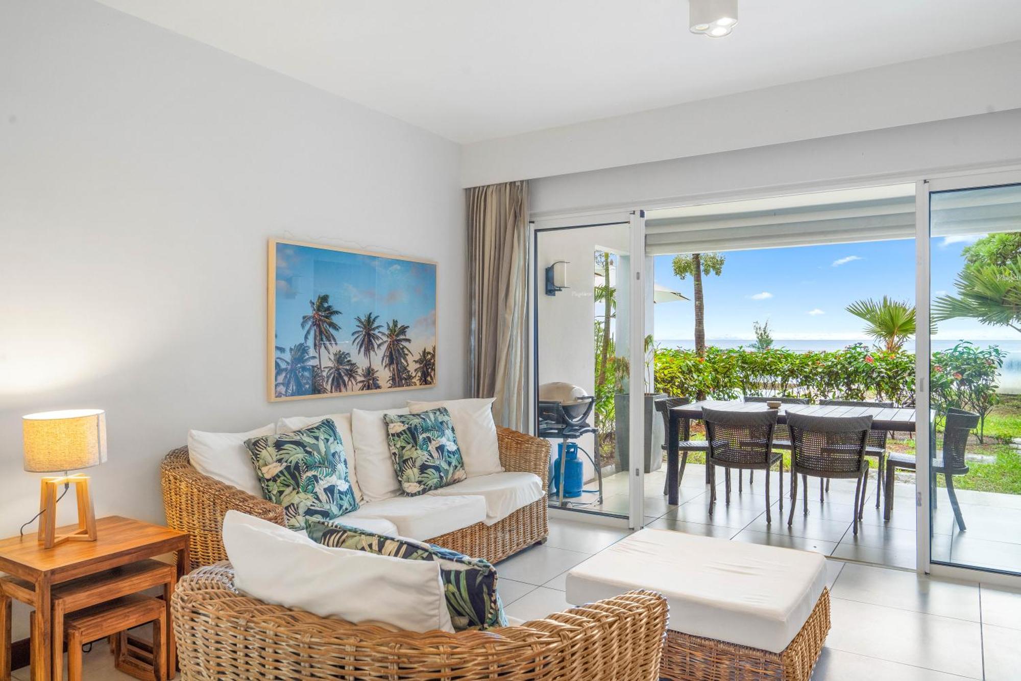 Kanope Bay - Holiday Beachfront Apartments Pointe aux Biches Bagian luar foto