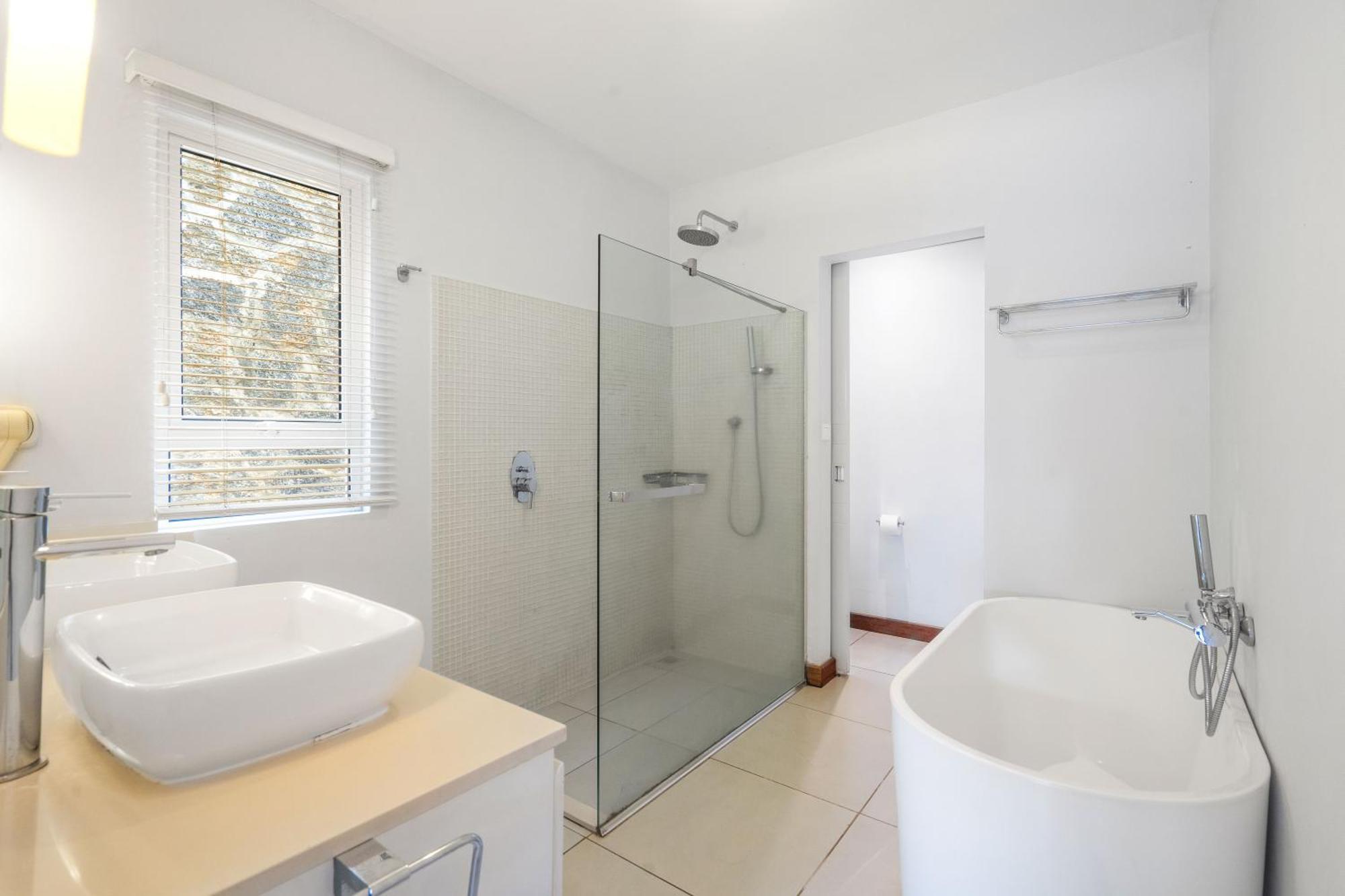 Kanope Bay - Holiday Beachfront Apartments Pointe aux Biches Bagian luar foto