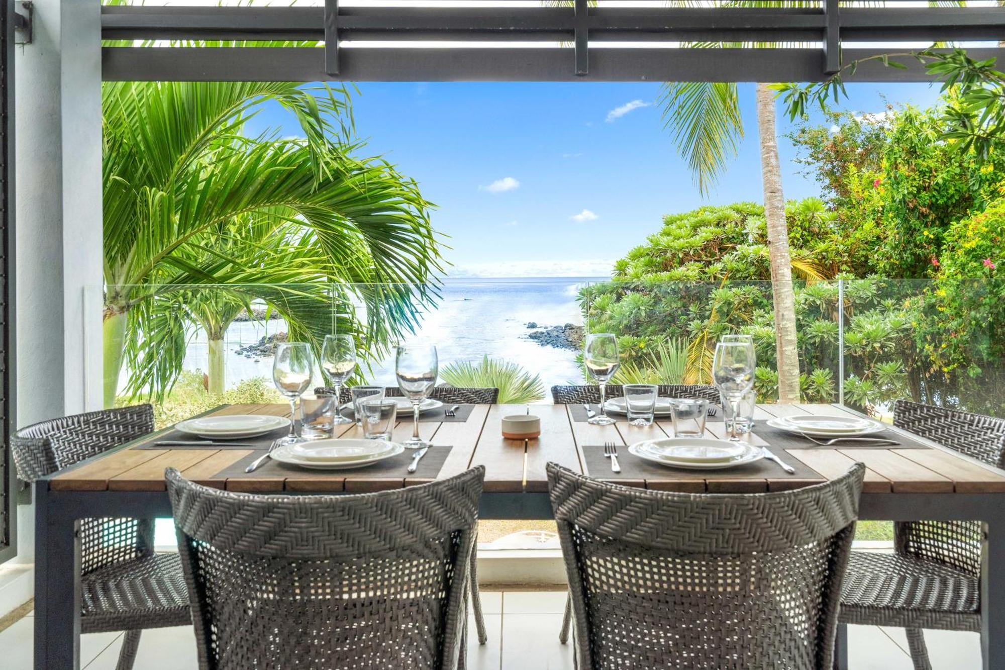 Kanope Bay - Holiday Beachfront Apartments Pointe aux Biches Bagian luar foto